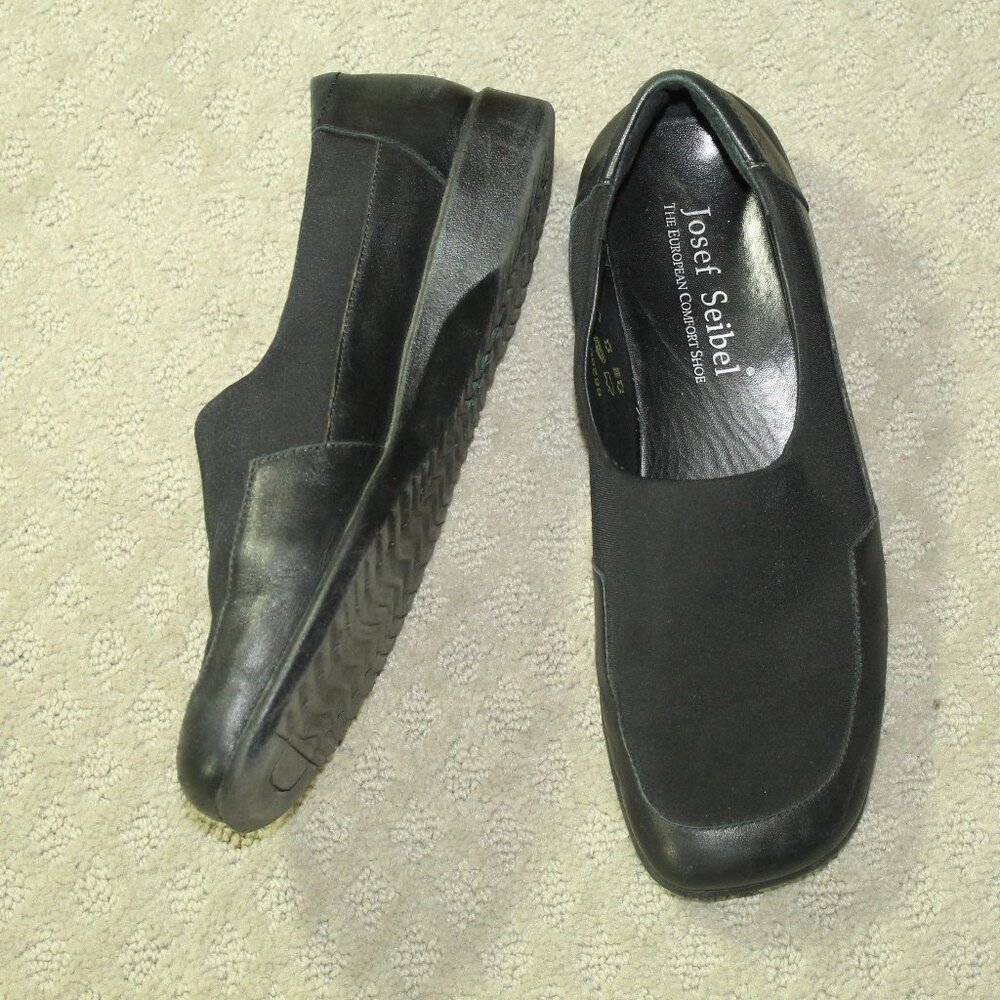 Josef Seibel Women's 8.5 / 39 Black Leather and Stretch Fabric Casual Loafers